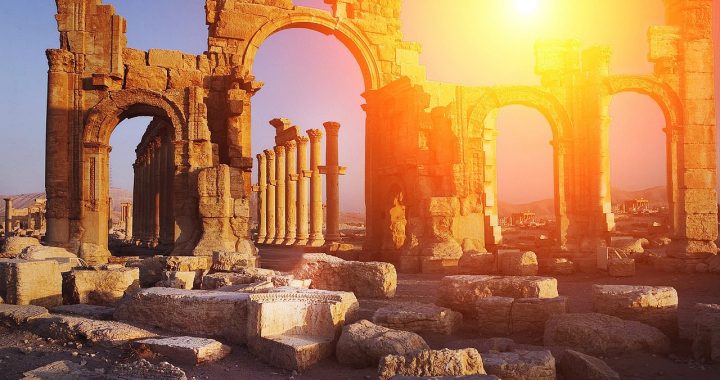 Epiktet über Glück und Moral, Foto eines griechischen antiken Tempels, Ruinen